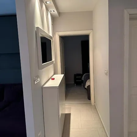 Διαμέρισμα Cozy Luxury *